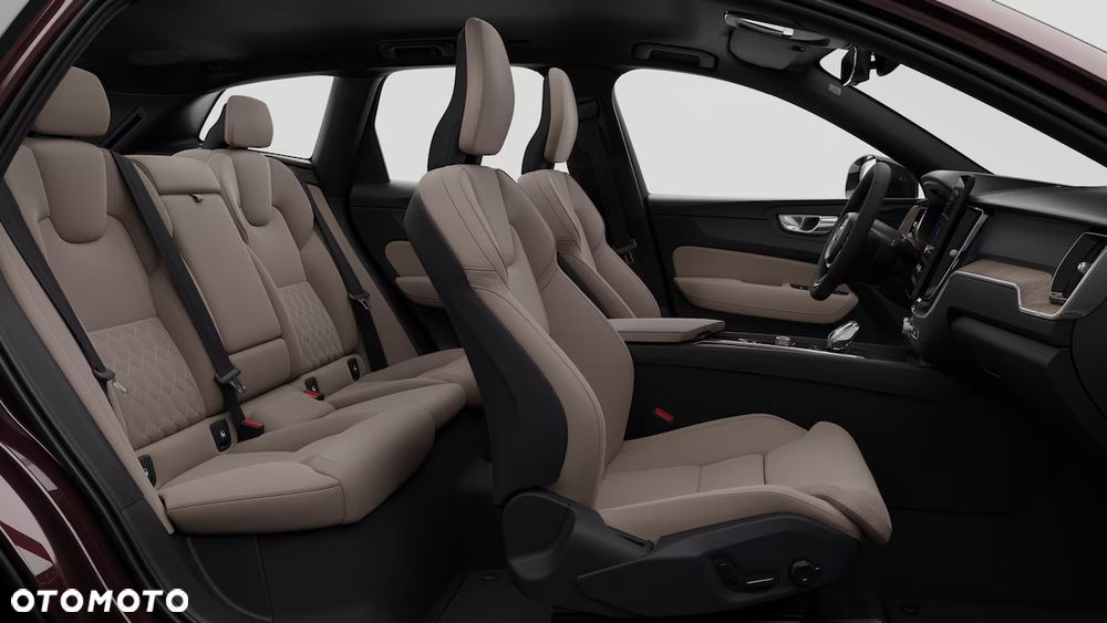 Volvo XC 60 B5 B AWD Plus Dark - 5