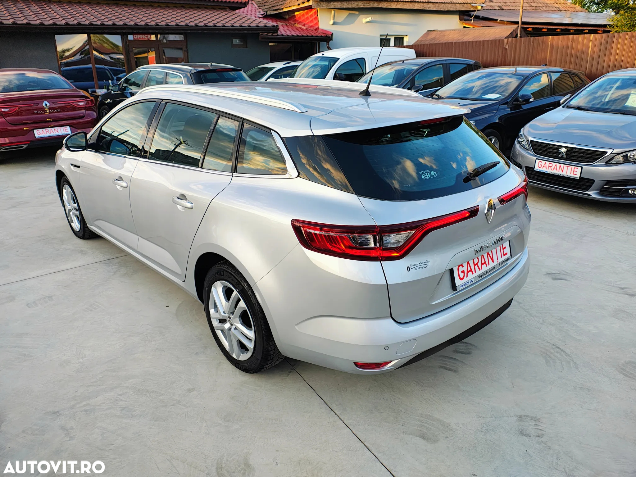 Renault Megane Grandtour ENERGY dCi 90 EXPERIENCE - 12