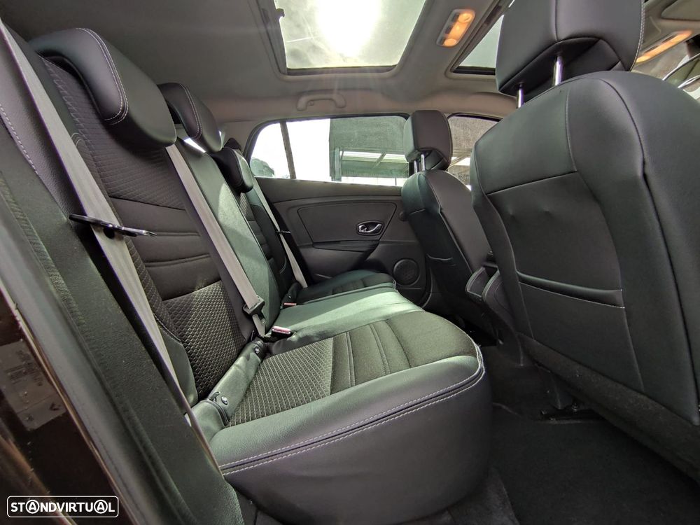 Renault Mégane 1.5 dCi Bose Edition - 27