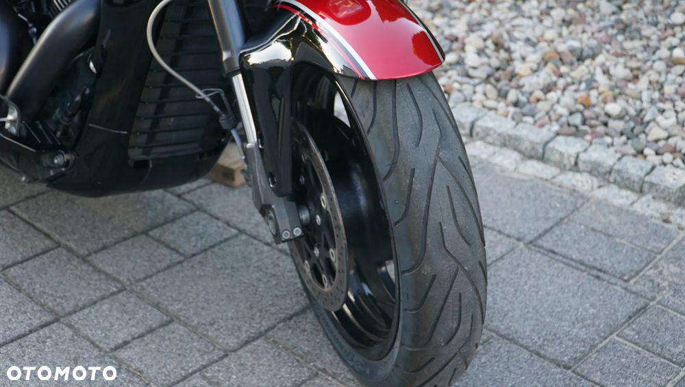 Suzuki Boulevard - 21