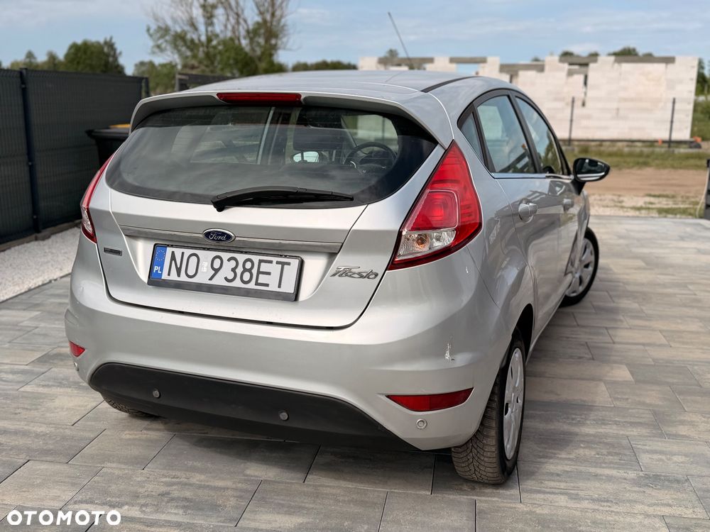 Ford Fiesta - 9