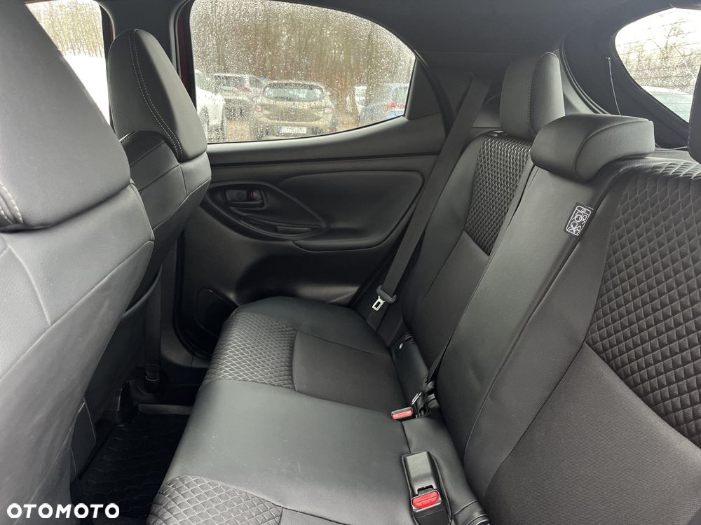 Toyota Yaris Hybrid 1.5 Executive - 12