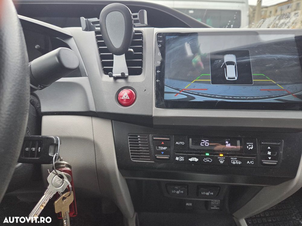 Honda Civic 1.8 i-VTEC MT Elegance - 10