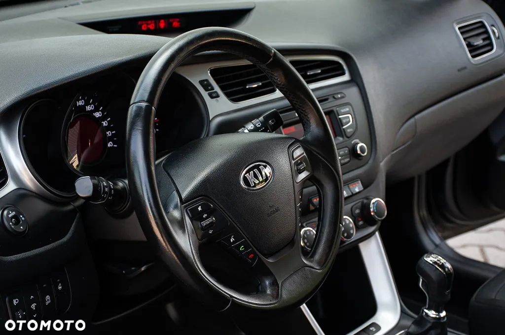 Kia Ceed Cee'd 1.6 CRDi XL - 28