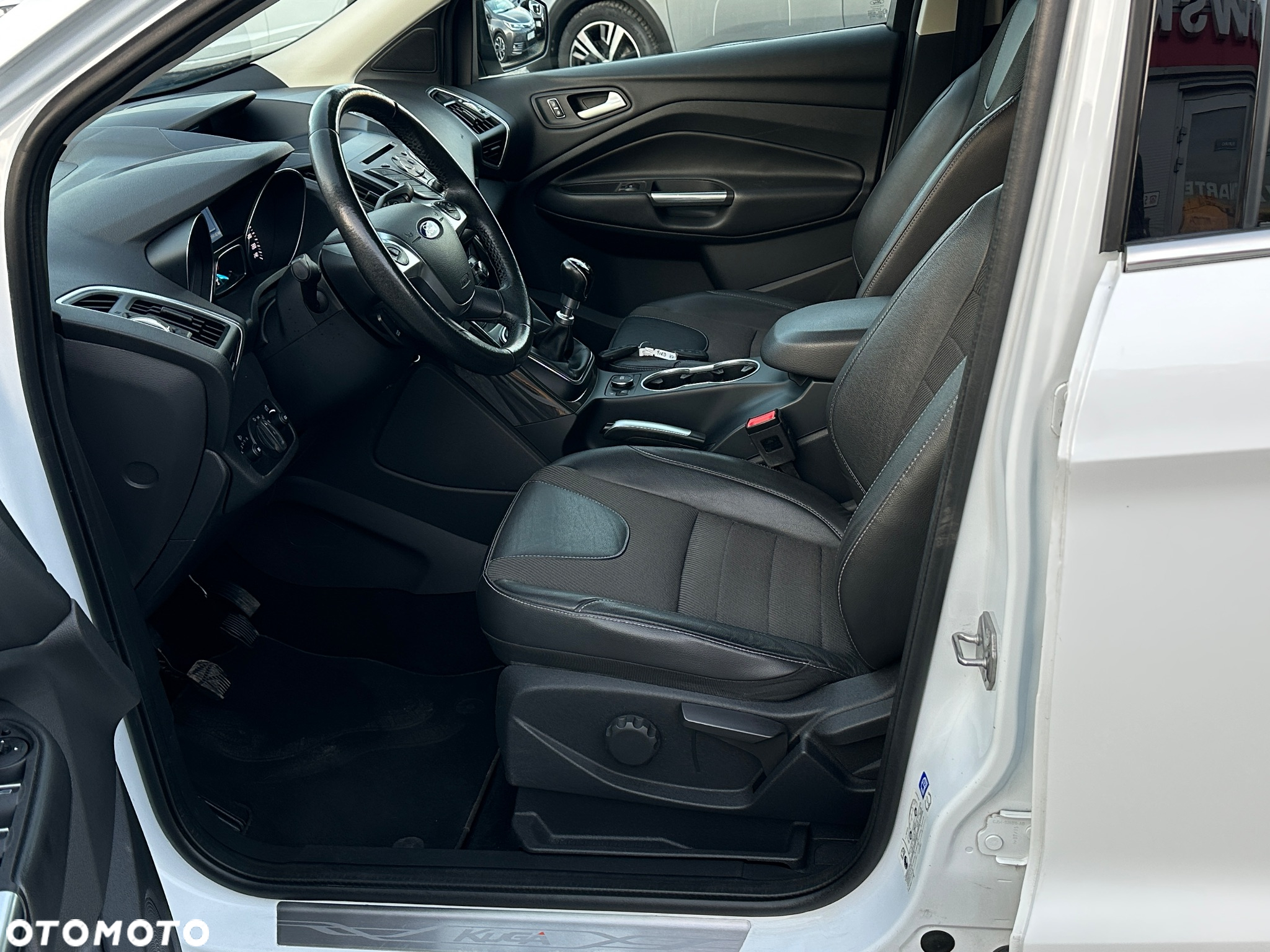 Ford Kuga 2.0 TDCi 2x4 Trend - 13