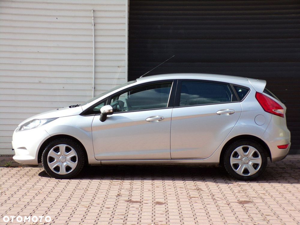 Ford Fiesta - 15