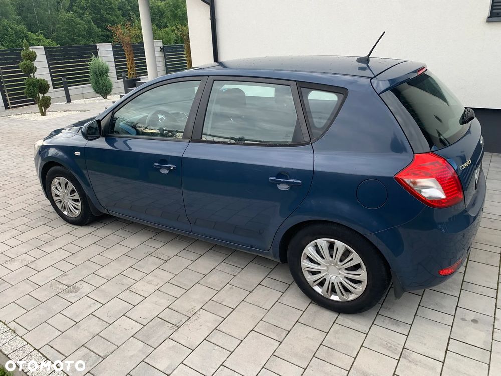 Kia Ceed 1.4 Comfort - 4