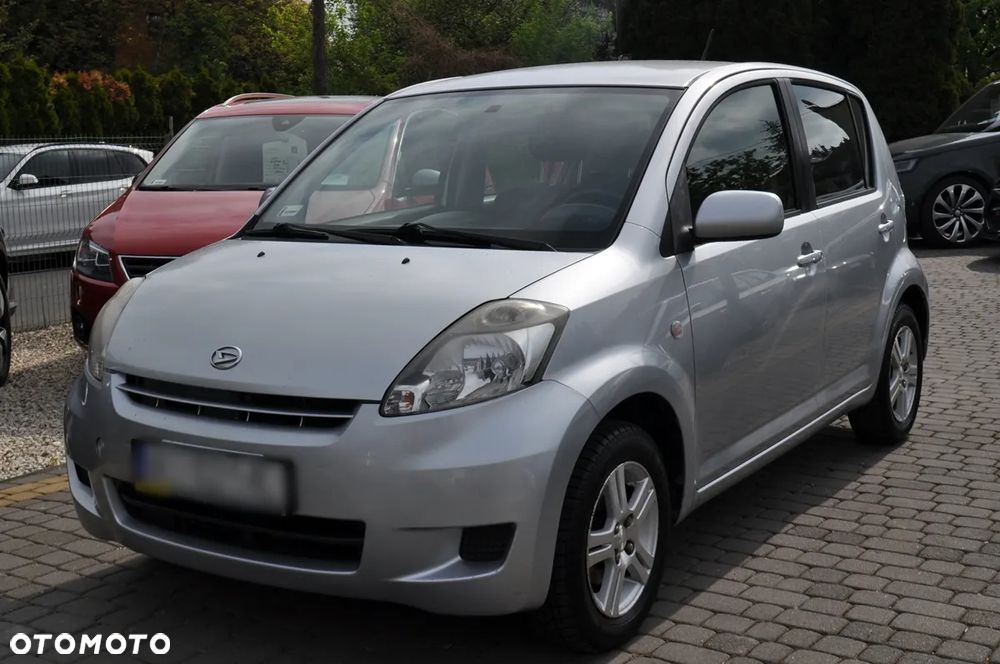 Daihatsu Sirion 1.3 - 4