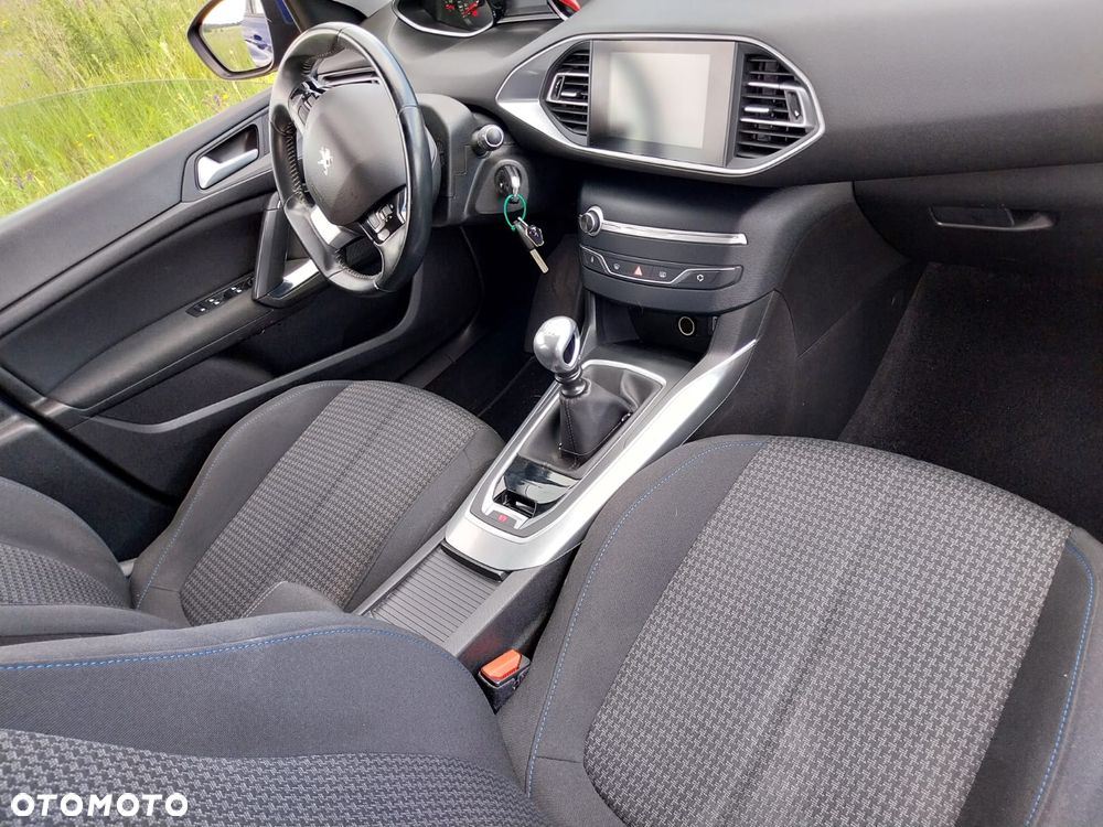 Peugeot 308 1.2 PureTech GPF Active Pack S&S - 20