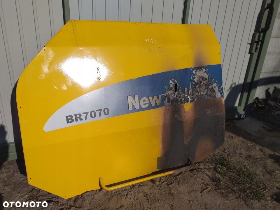 OSŁONA LEWA BOCZNA PRASA NEW HOLLAND BR7070 180R - 2