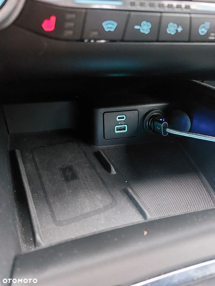 Ford Kuga 1.5 EcoBoost FWD ST-Line X - 29