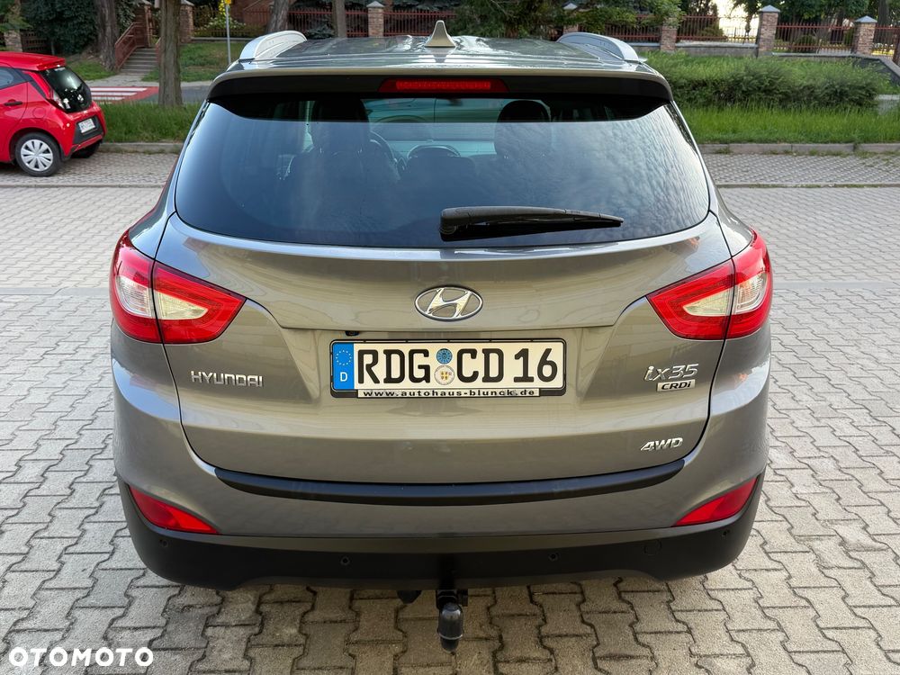 Hyundai ix35 2.0 CRDi 4WD Automatik Style - 11