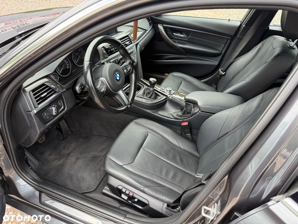 BMW Seria 3 320d - 10