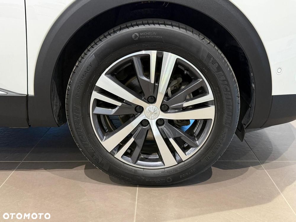Peugeot 3008 1.2 PureTech GPF Allure S&S EAT8 - 28