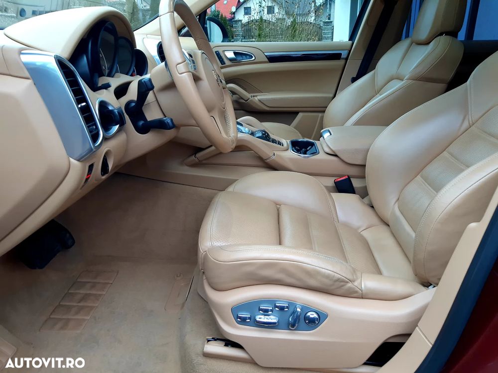 Porsche Cayenne 3.0TD TipTronic - 14