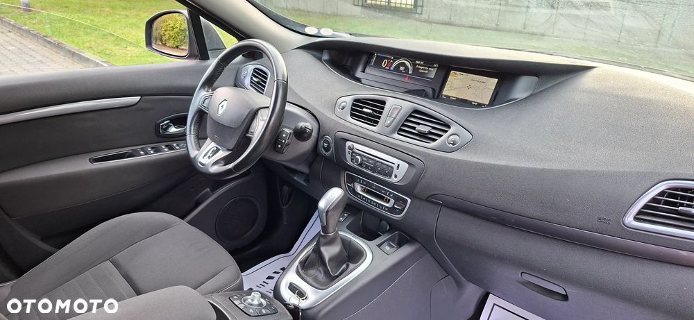 Renault Grand Scenic dCi 110 EDC LIMITED - 23