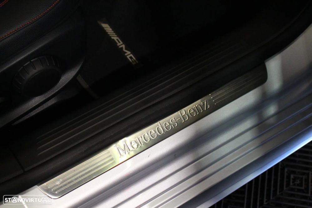 Mercedes-Benz A 250 e AMG Line - 21