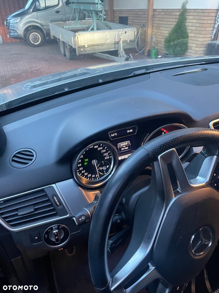 Mercedes-Benz ML 350 BlueTEC 4MATIC 7G-TRONIC Edition 1 - 6