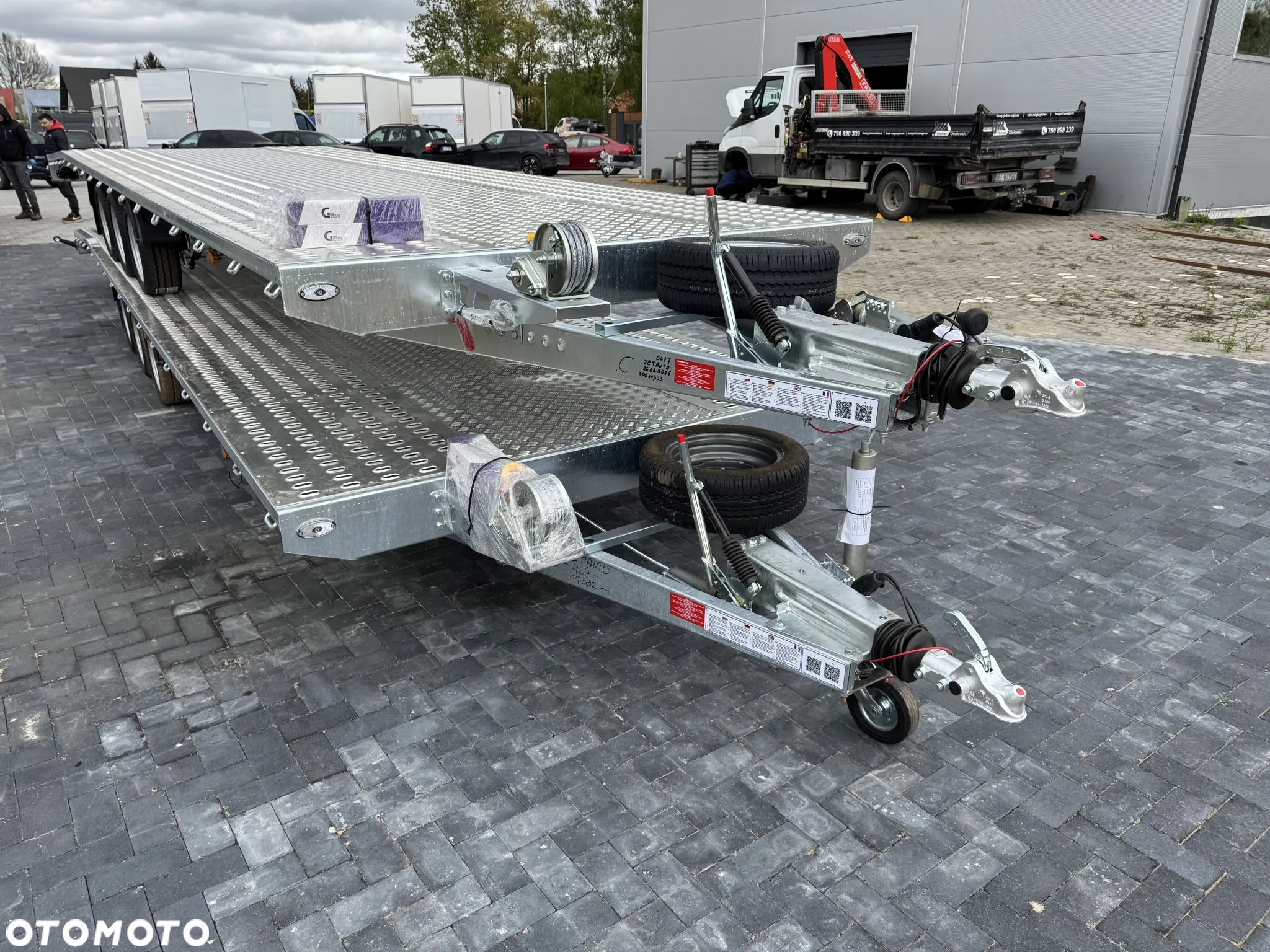 Niewiadów Nowa Laweta Indiana Eco 850x210 3500kg na dwa auta bus Dostawa - 5