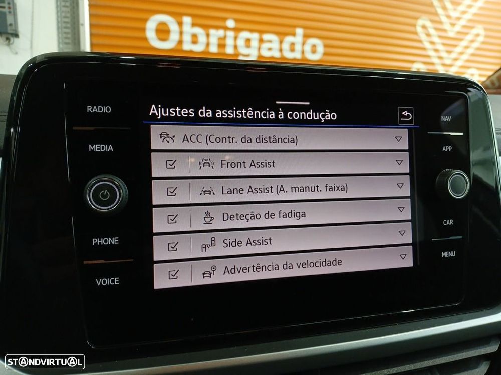 VW T-Roc 2.0 TDI Urban - 17