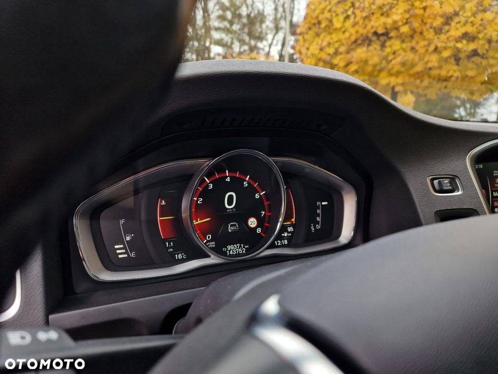 Volvo S60 T5 Geartronic Summum - 31