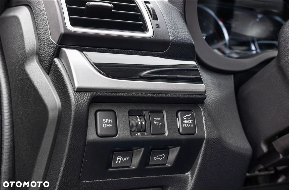 Subaru Forester 2.0 XT Platinum Lineartronic - 17