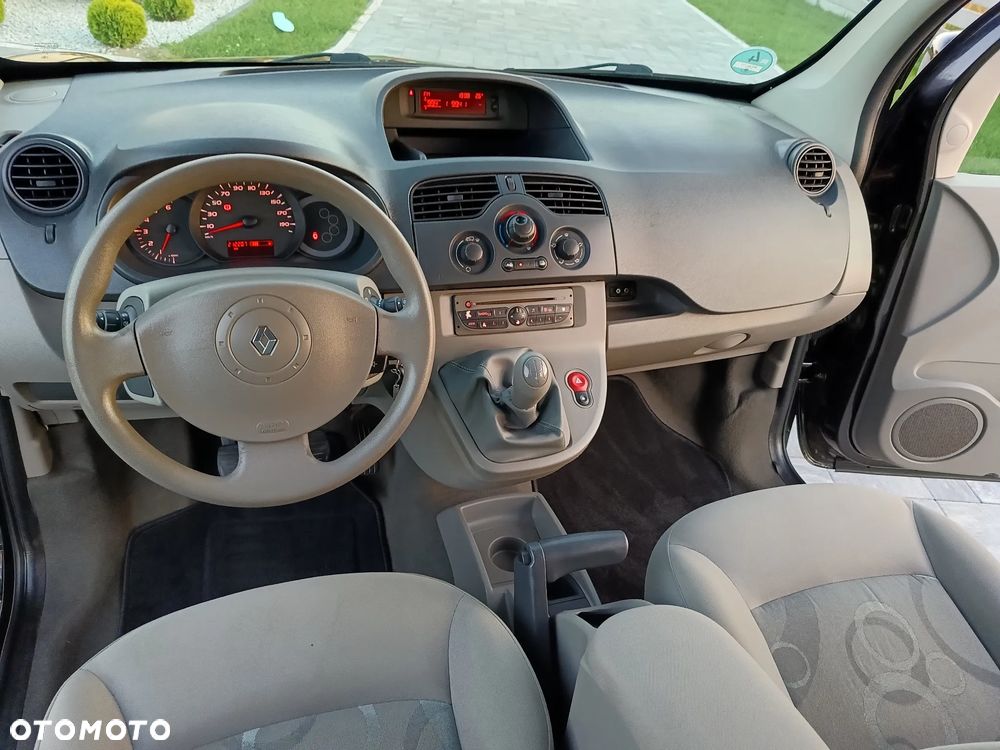 Renault Kangoo 1.6 8V Happy Family - 9