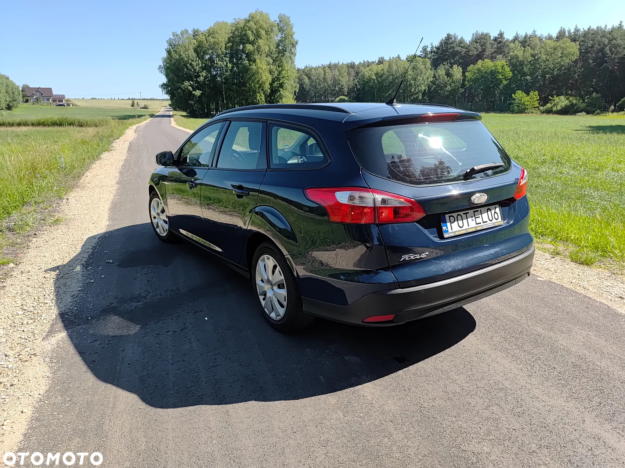 Ford Focus 1.6 Ambiente - 10