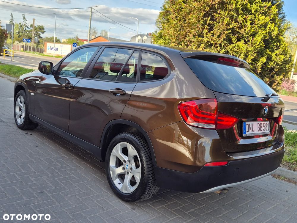 BMW X1 xDrive20d - 10