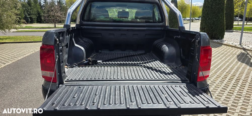 Volkswagen Amarok 2.0 TDI Highline - 9