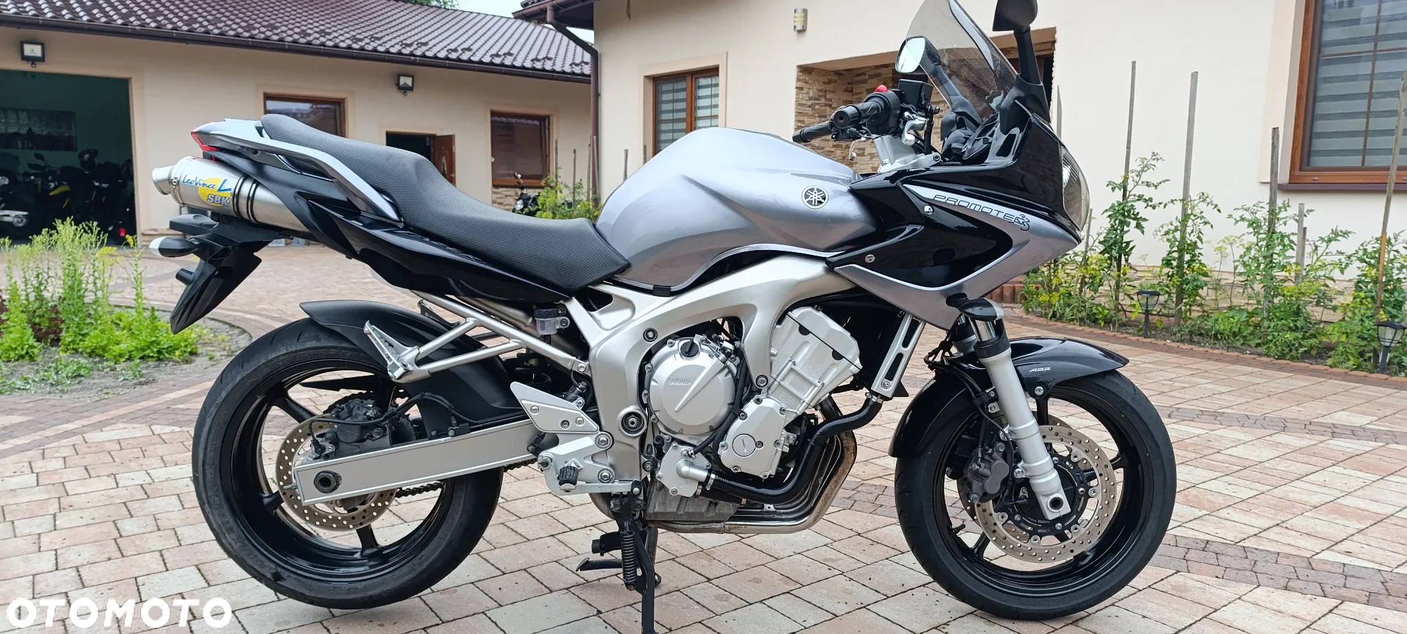 Yamaha FZ6 - 40