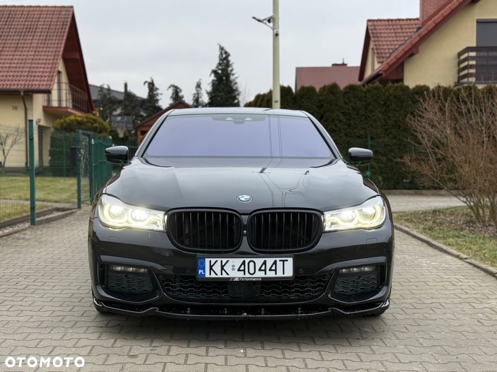 BMW Seria 7 740d xDrive - 26