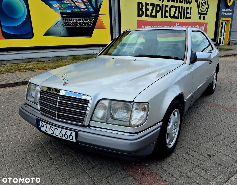 Mercedes-Benz Klasa E - 9