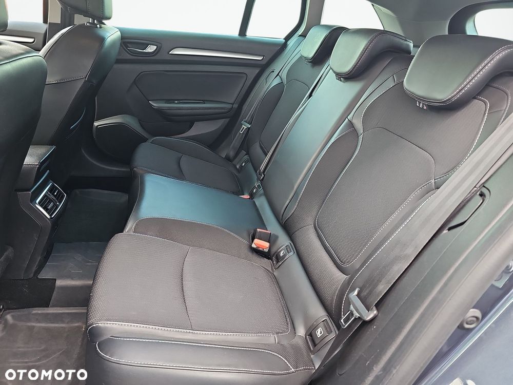 Renault Megane 1.5 Blue dCi Intens - 13