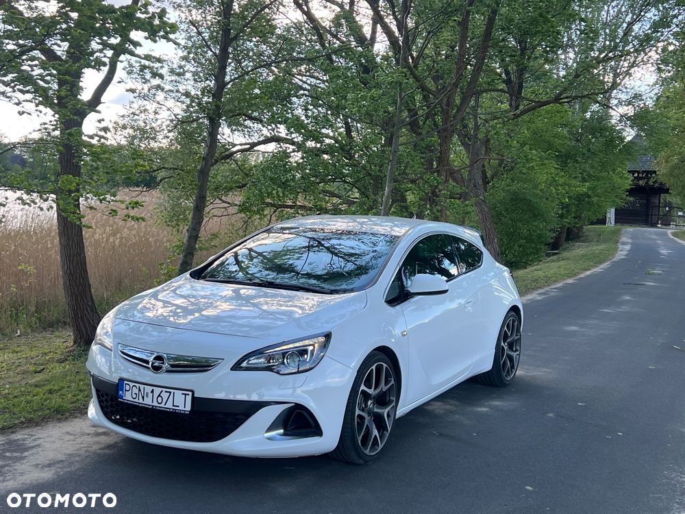 Opel Astra OPC - 3