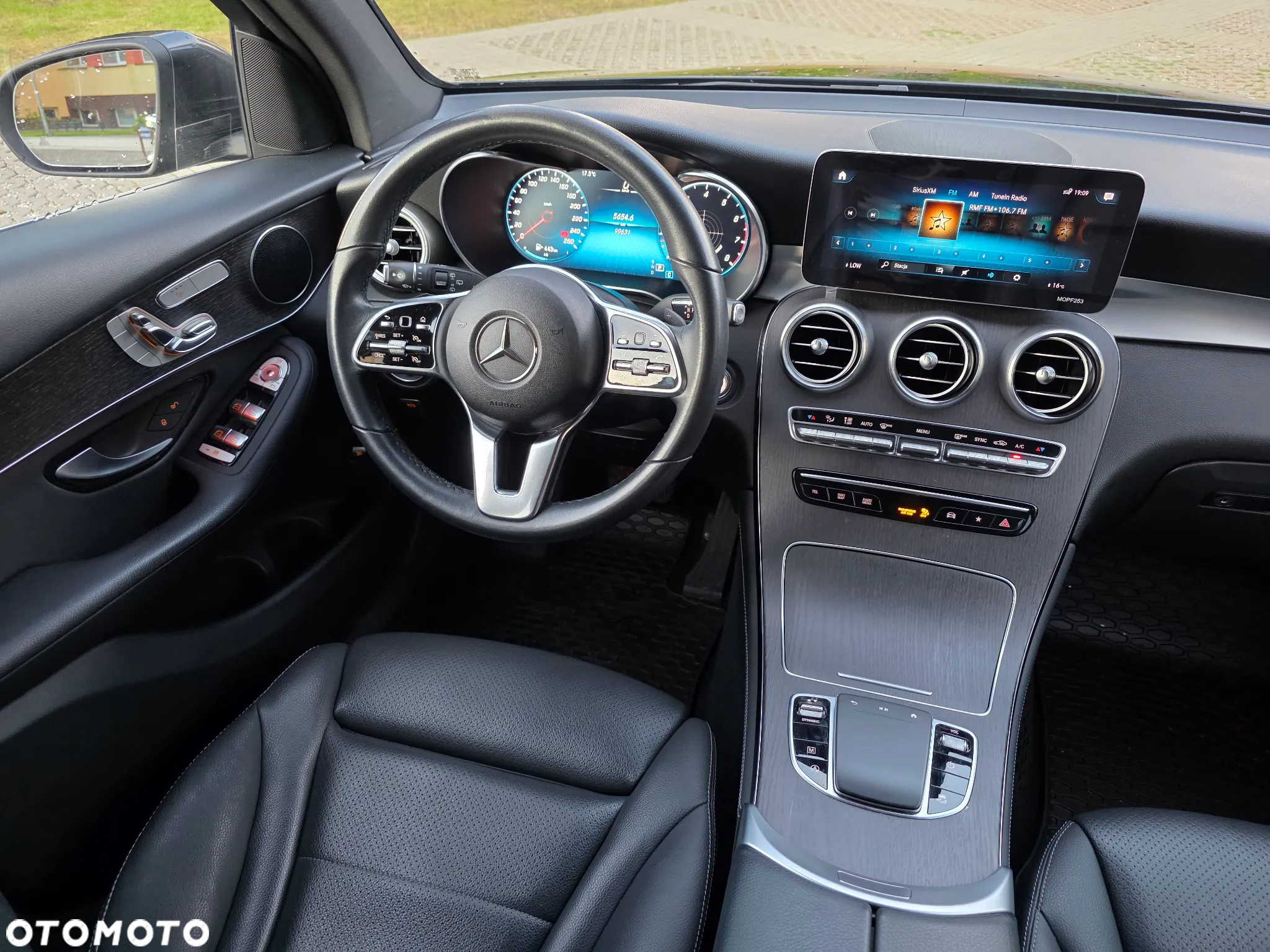 Mercedes-Benz GLC 300 4Matic 9G-TRONIC - 16