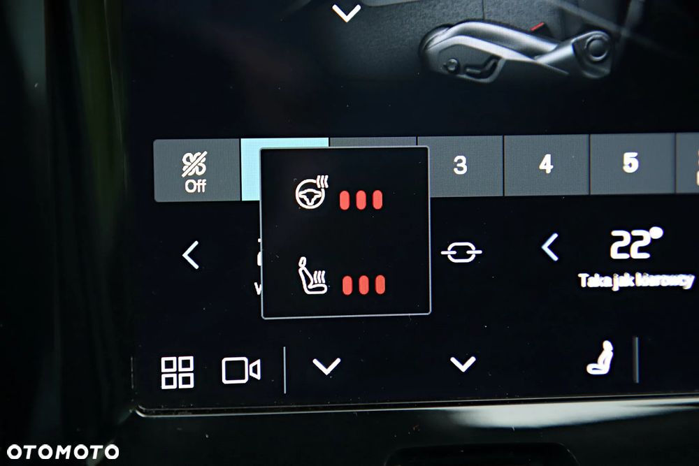 Volvo XC 60 B4 D AWD Momentum Pro - 27