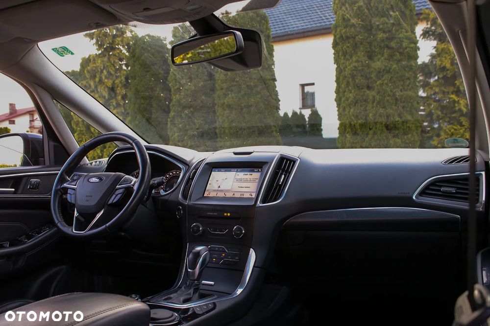 Ford S-Max 2.0 TDCi Titanium PowerShift - 35