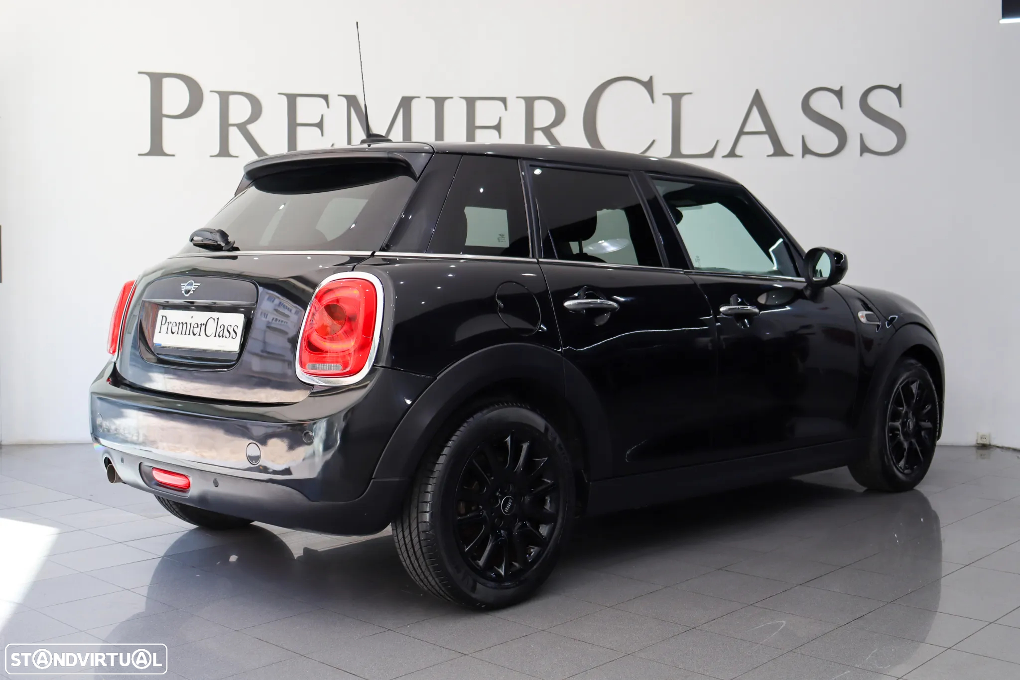MINI 5 Portas One - 2
