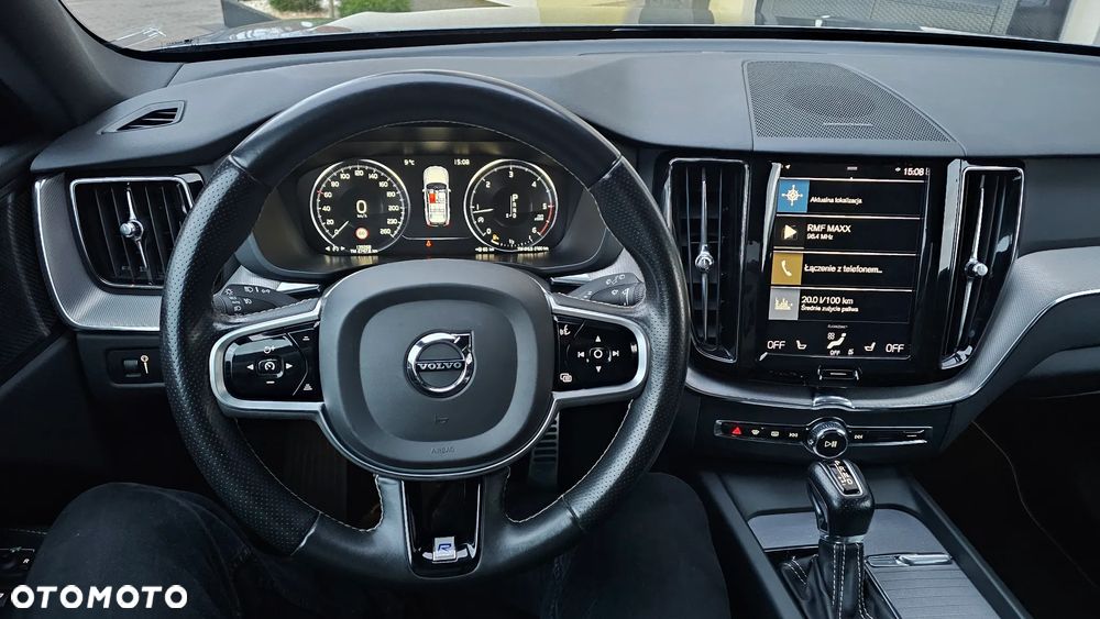 Volvo XC 60 D4 R-Design - 8