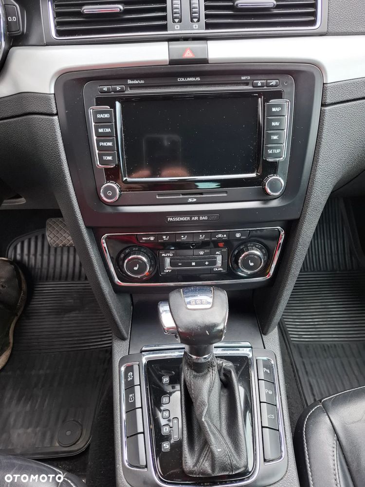 Skoda Superb 2.0 TSI Platinum DSG - 11