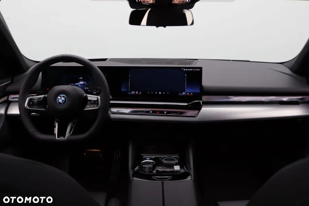 BMW i5 83.9kWh xDrive40 M Sport - 10