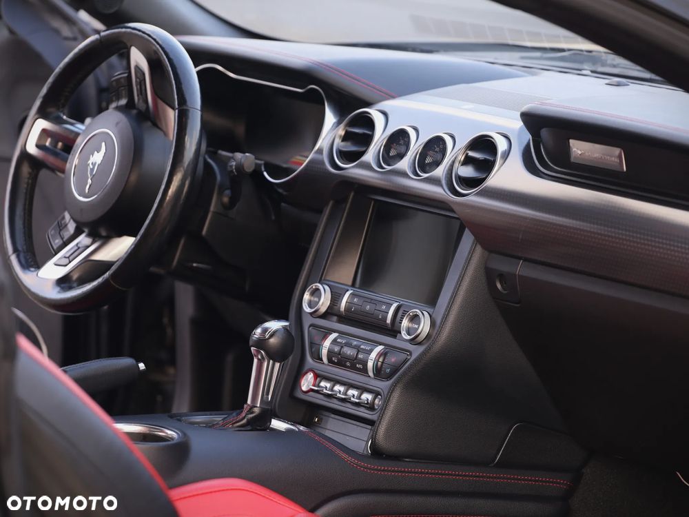 Ford Mustang 2.3 Eco Boost - 11