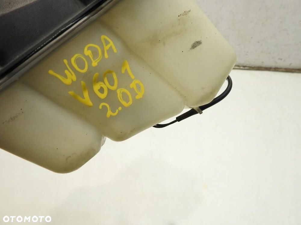 ZBIORNICZEK ZBIORNIK WYRÓWNAWCZY VOLVO V60 2.0 D3 6G91-8K218-D2L4A - 2