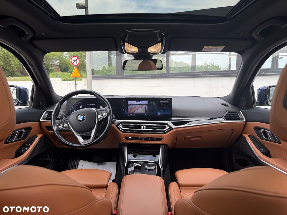 BMW Seria 3 318d Touring M Sport - 9