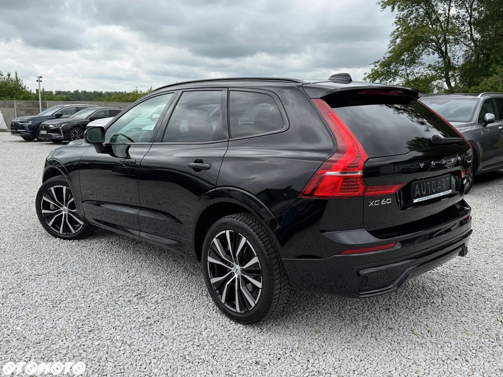 Volvo XC 60 B4 D AWD Ultimate Dark - 9