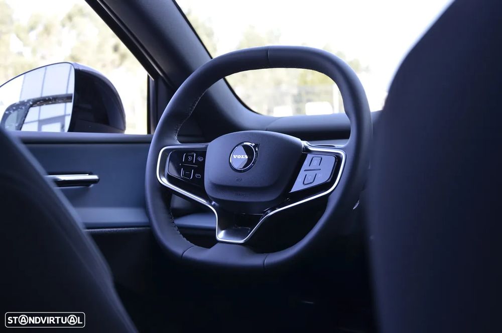 Volvo EX30 Cross Country - 18