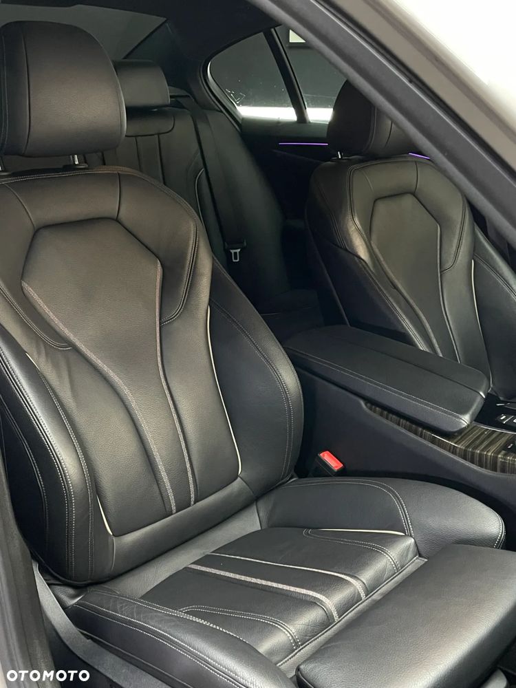 BMW Seria 5 540i xDrive Sport Line - 8