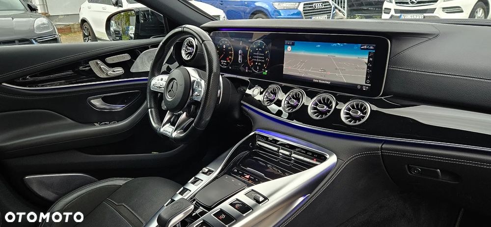 Mercedes-Benz AMG GT 43 4-Matic+ - 11