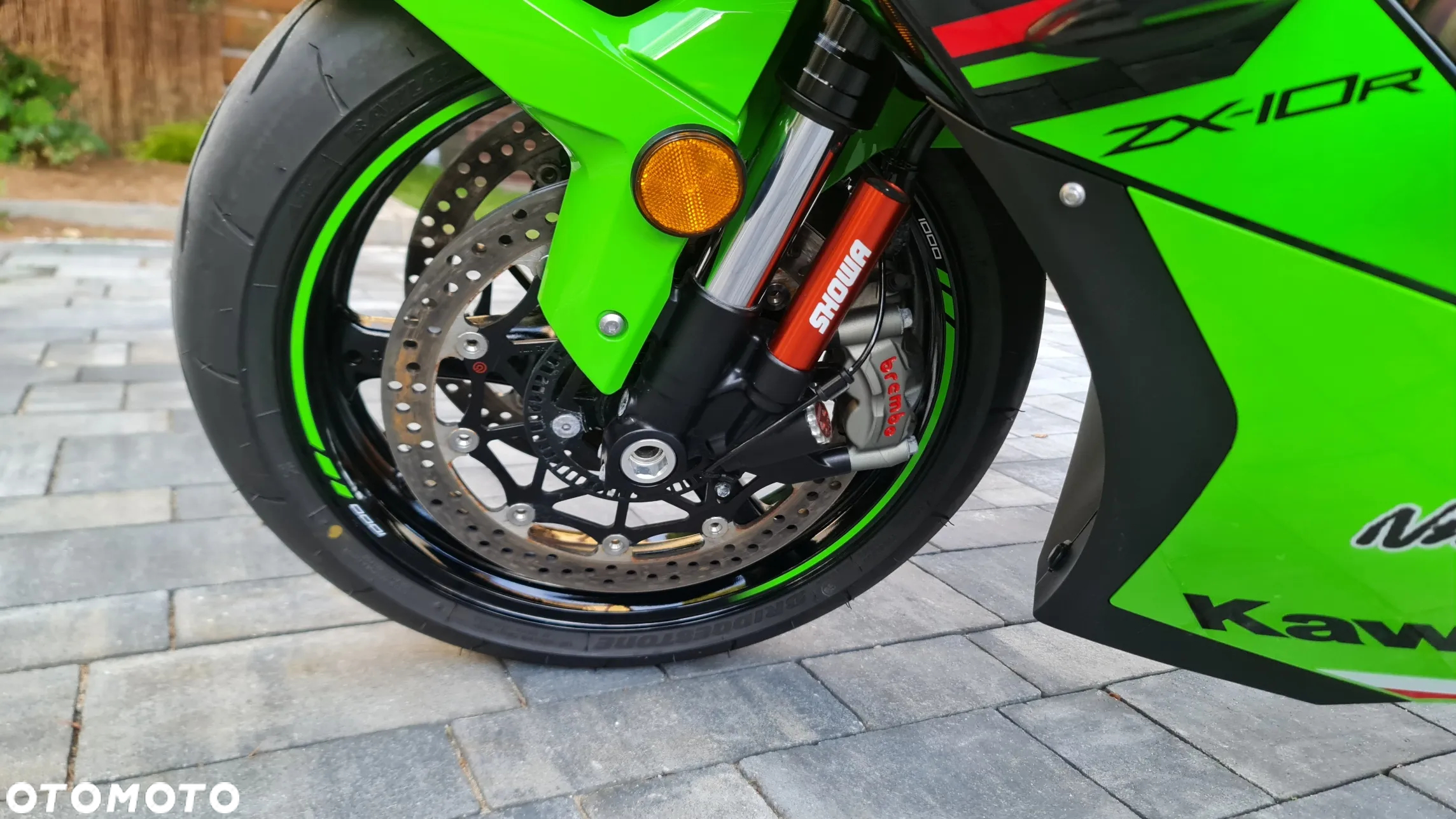 Kawasaki ZX - 19